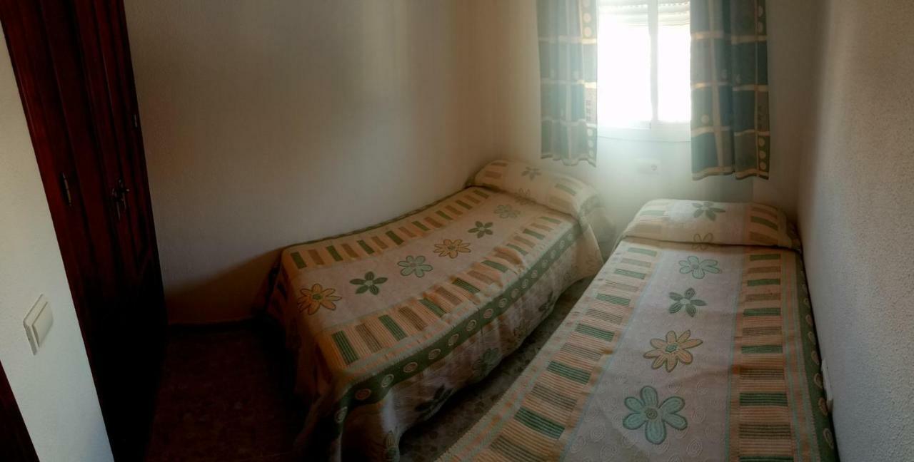 Apartamento Villamartin, Tranquilo Y Con Parking Conil de la Frontera Kültér fotó